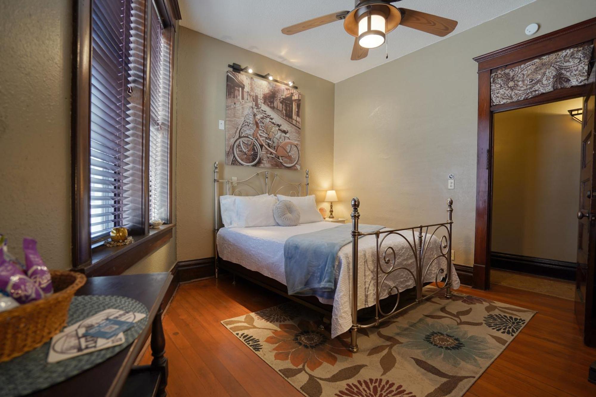 Flatiron Suite 102 - Historic Sandstone Hotel Hot Springs Esterno foto