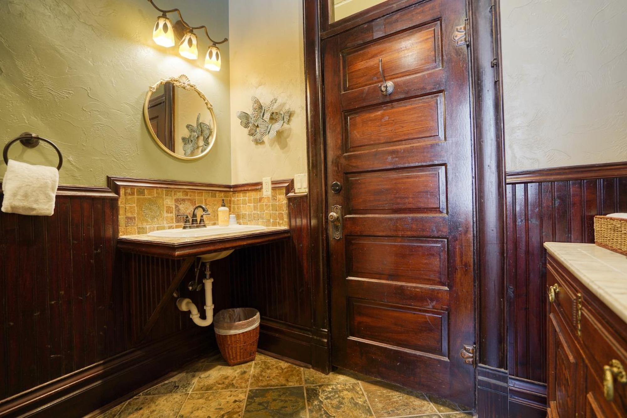 Flatiron Suite 102 - Historic Sandstone Hotel Hot Springs Esterno foto