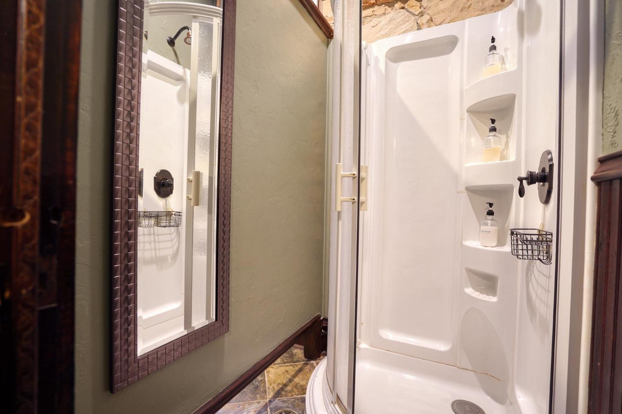 Flatiron Suite 102 - Historic Sandstone Hotel Hot Springs Esterno foto